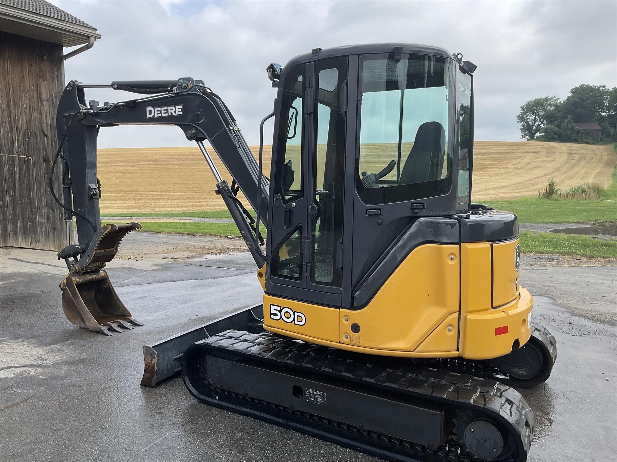 
							2010 DEERE, 50D Excavators — Mini						