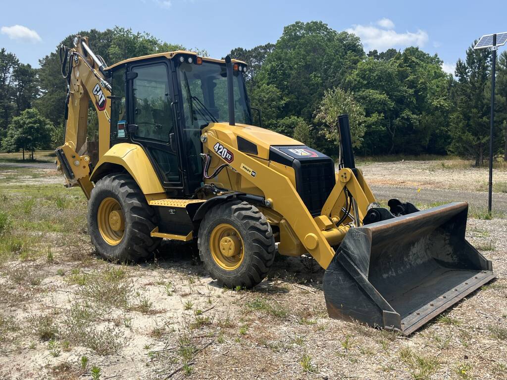 
							2022 CATERPILLAR Backhoe Loader 420xe						